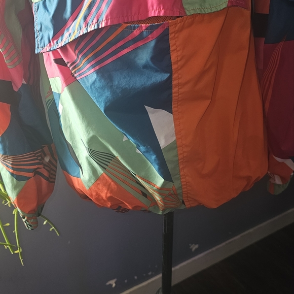 Volcom wind breaker jacket - Picture 4 of 9